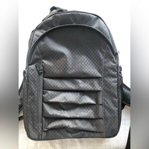 Thirty-One Diamond Patterned Black Backpack
